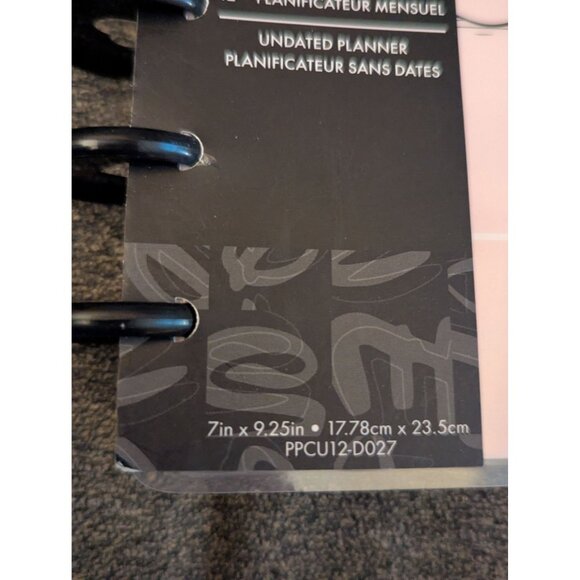 Disney The Happy Planner 12-Month Undated Planner Horizontal Layout 7x9.25 - Picture 6 of 6